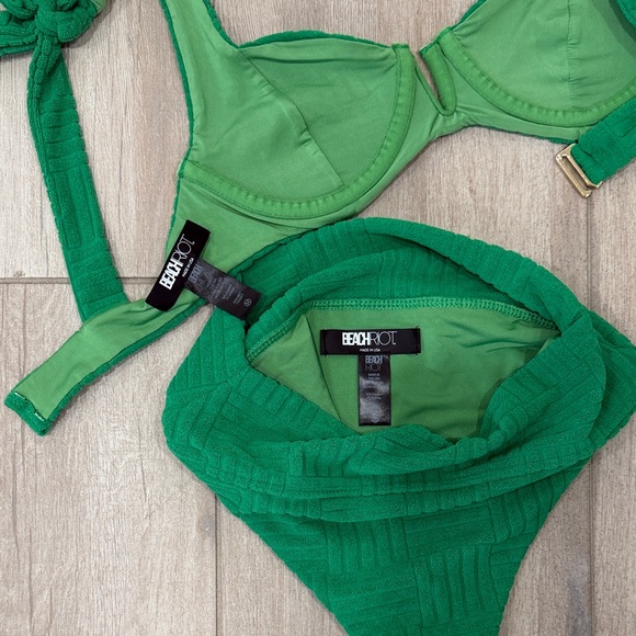 Beach Riot Green Bikini Set - Picture 3 of 3